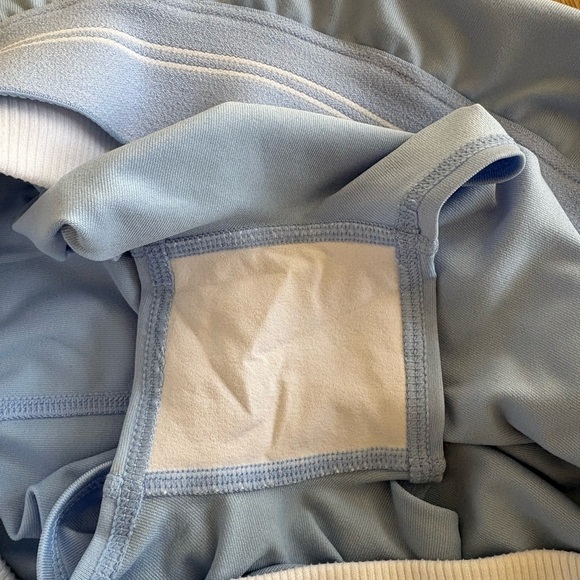 ALO Yoga Seashell Blue Airbrush Better Together Tennis Skirt - Picture 11 of 11